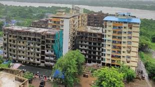 Illegal buildings at Kumbharkhanpada, Dombivli