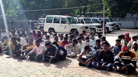 District Police Force carries out Operation Wash Out in Jalgaon 84 criminals arrested by police