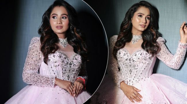 lakshmi niwas serial fame actress divya pugaonkar share princess look photos
