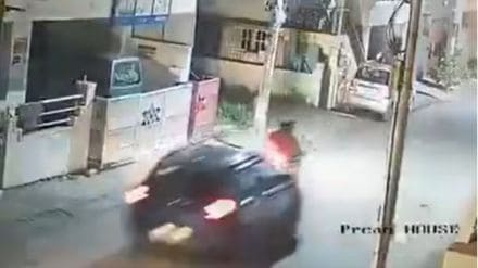 Bengaluru road rage Video Couple kills delivery agent after minor accident Bengaluru road rage Video Couple kills delivery agent after minor accident