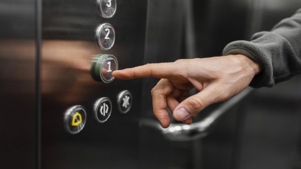 lift accident elevator maintenance negligence raises safety concerns in city pune
