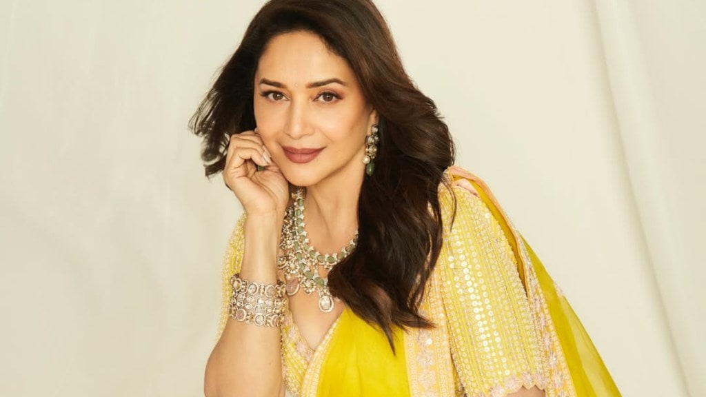 madhuri dixit flop movie aaja nachle