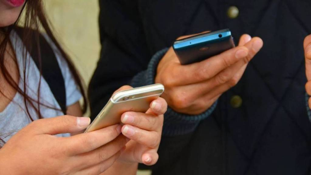 minors sending obscene content