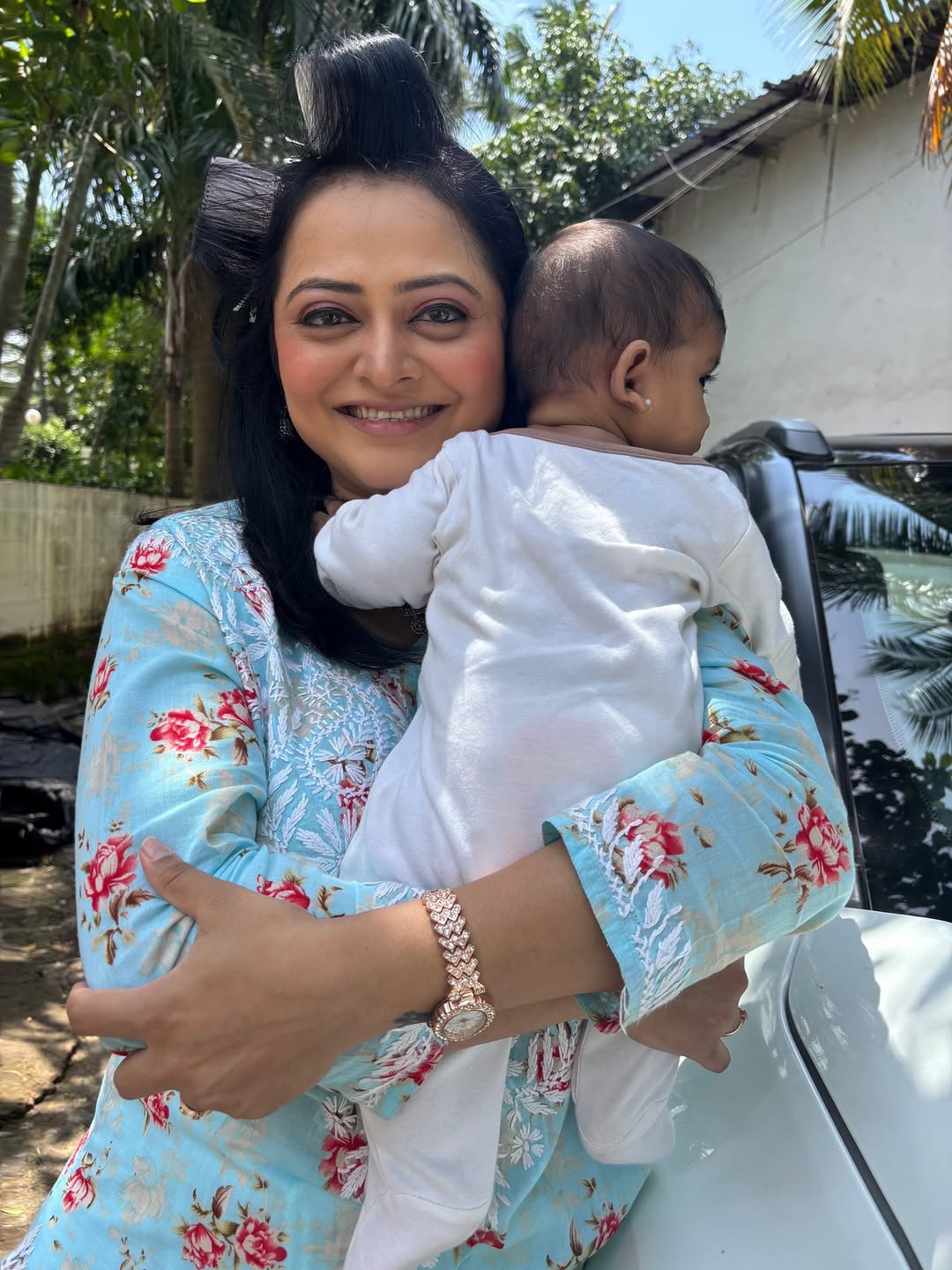 tharala tar mag fame monika dabade reveals baby girl face shares glimpses from latest photoshoot
