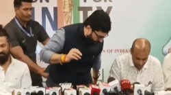 कोथरूडच्या गुन्हेगारीवर केंद्रीय राज्यमंत्री मुरलीधर मोहोळ यांनी बोलणे टाळले; निलेश घायवळ टोळी प्रकरण….