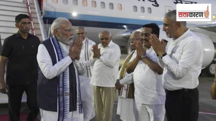 पंतप्रधान नरेंद्र मोदी आणि गुजरातचे मंत्री जगदीश विश्वकर्मा (छायाचित्र सोशल मीडिया)