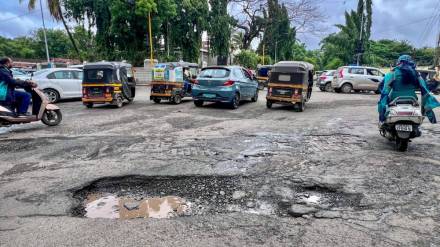 potholes in Pune city