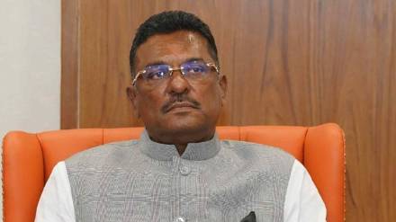 After Minister Sarnaik's complaint, the Urban Development Department suspended the commencement order in Dharashiv After Minister Sarnaik's complaint, the Urban Development Department suspended the commencement order in Dharashiv