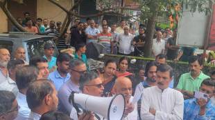 Citizens protest against Mahavitaran in Vasai