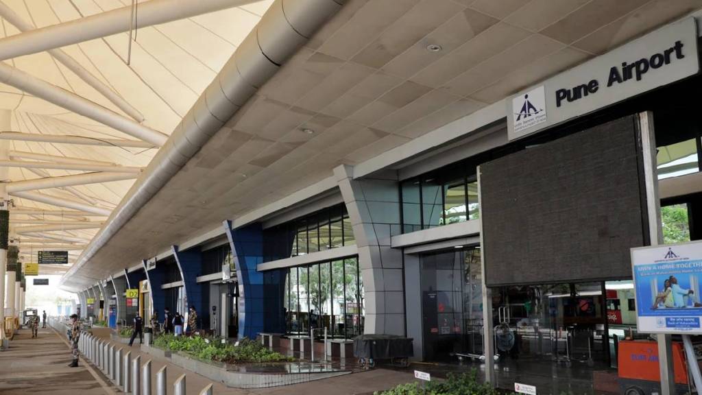 pune airport