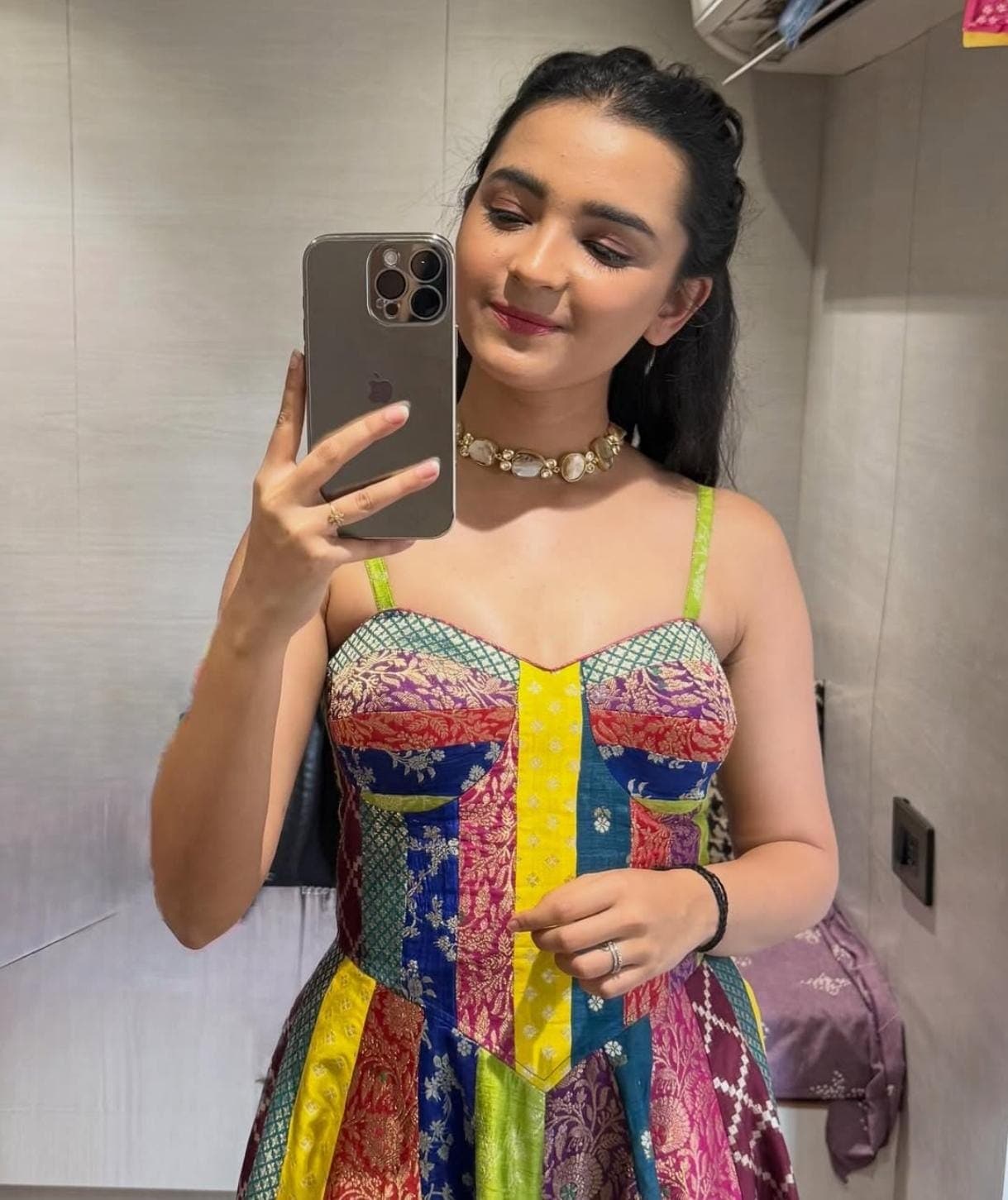 Ipopstar mann dhaavataya fame radhika bhide is sister of shamika bhide know about her