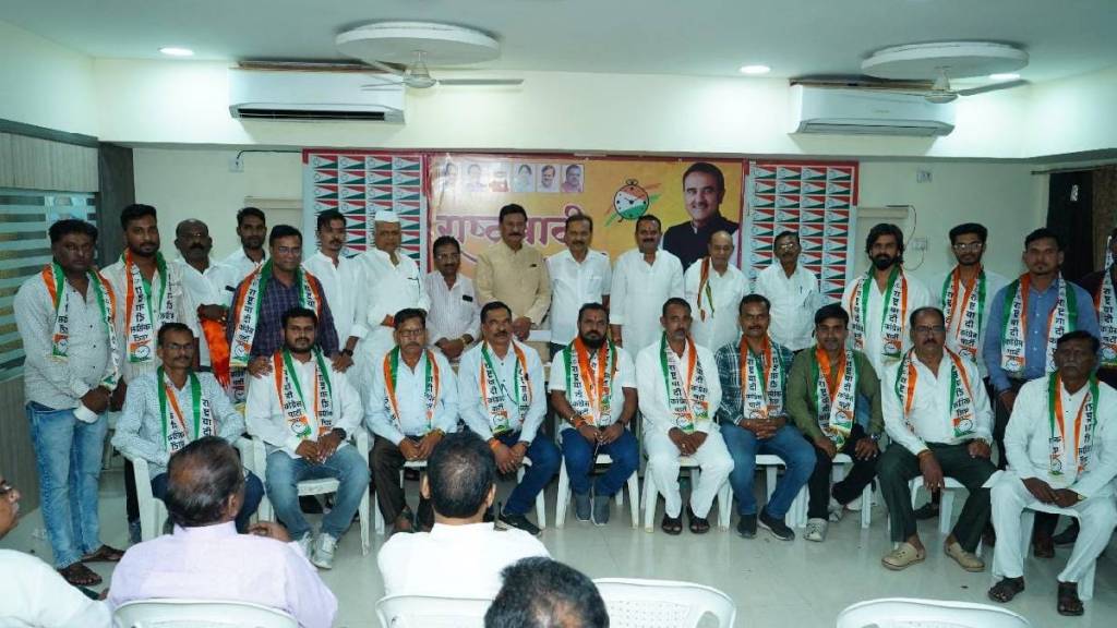 In Nagpur, Mukesh Revatkar of Shiv Sena Thackeray faction joined Ajit Pawar's Nationalist Congress Party