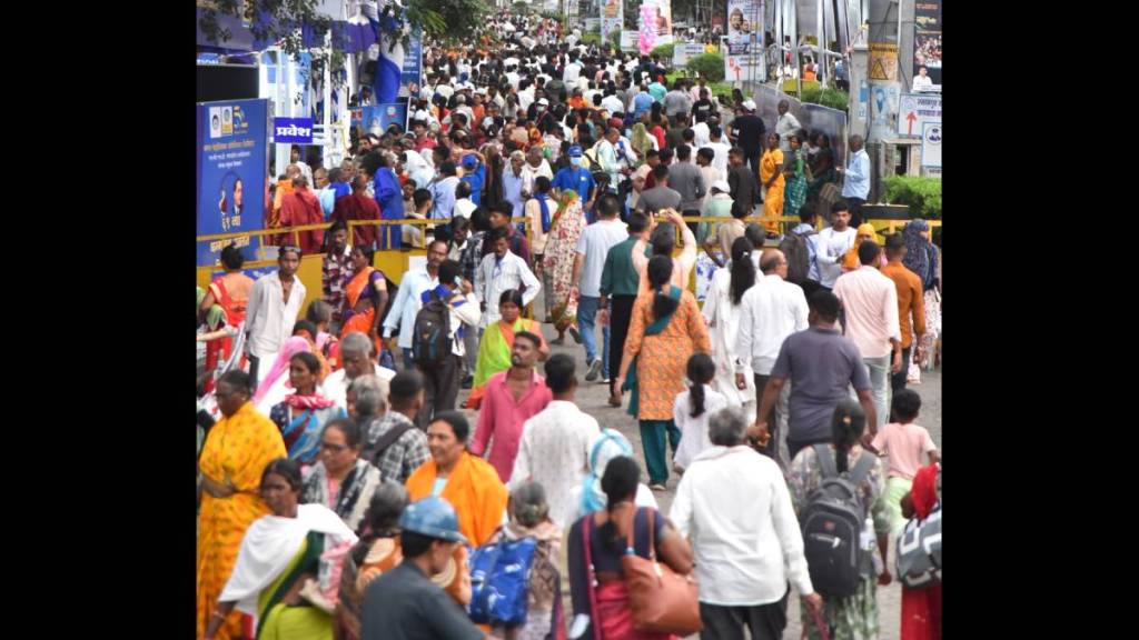 bhim followers gather at nagpur Deeksha Bhoomi