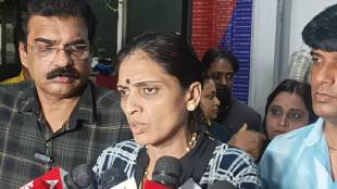 Case registered against Rupali Patil Thombre sister and four others for assaulting a woman