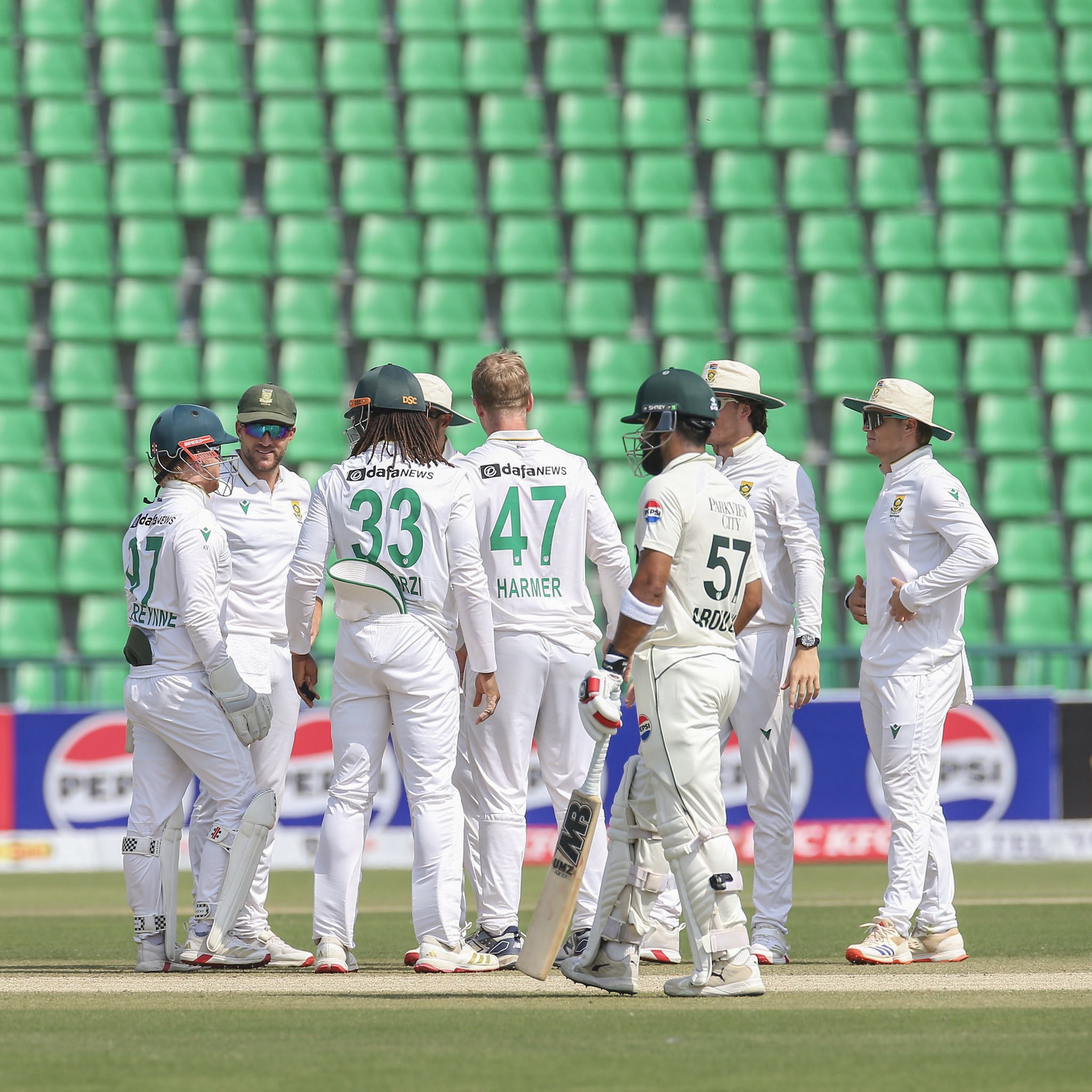 Pak vs SA: पाकिस्तानशी दुश्मनी म्हणजे दुश्मनी; आफ्रिकेविरुद्धची सीरिज भारतात ऑफ एअर