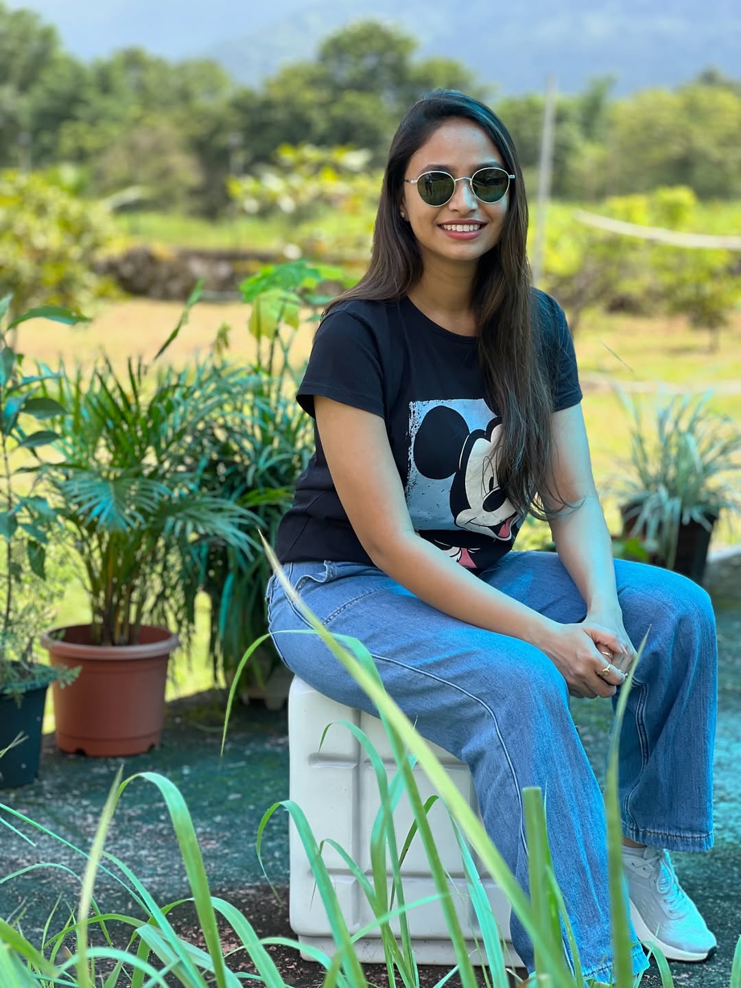 star pravah actress sayali deodhar visited prajakta mali karjat farmhouse shares photos