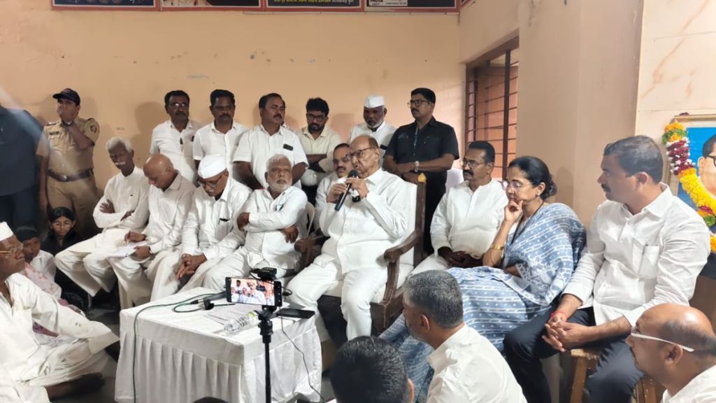 sharad pawar promises farmers solution for purandar airport land acquisition issue sharad pawar promises farmers solution for purandar airport land acquisition issue