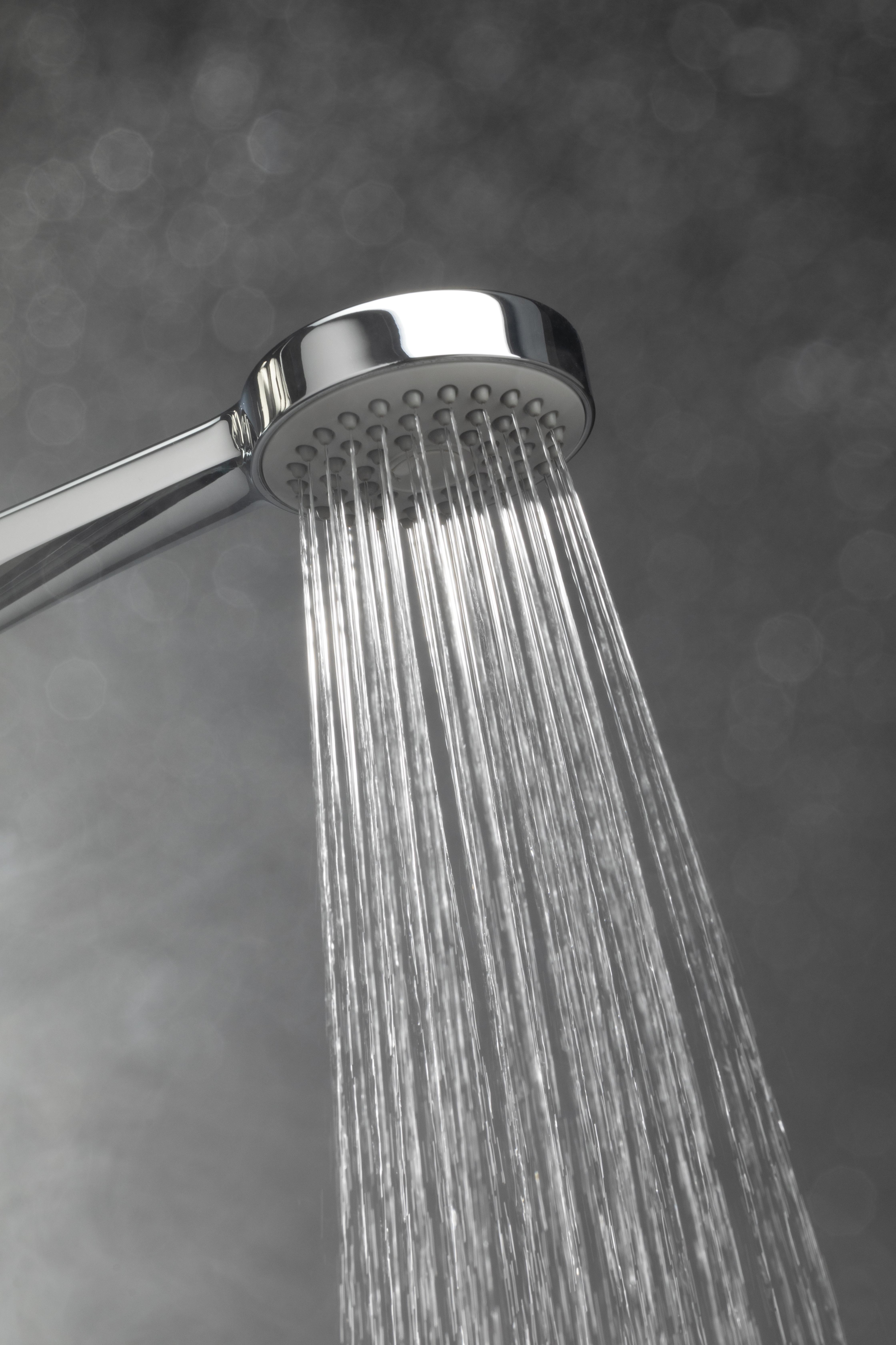 peeing in shower