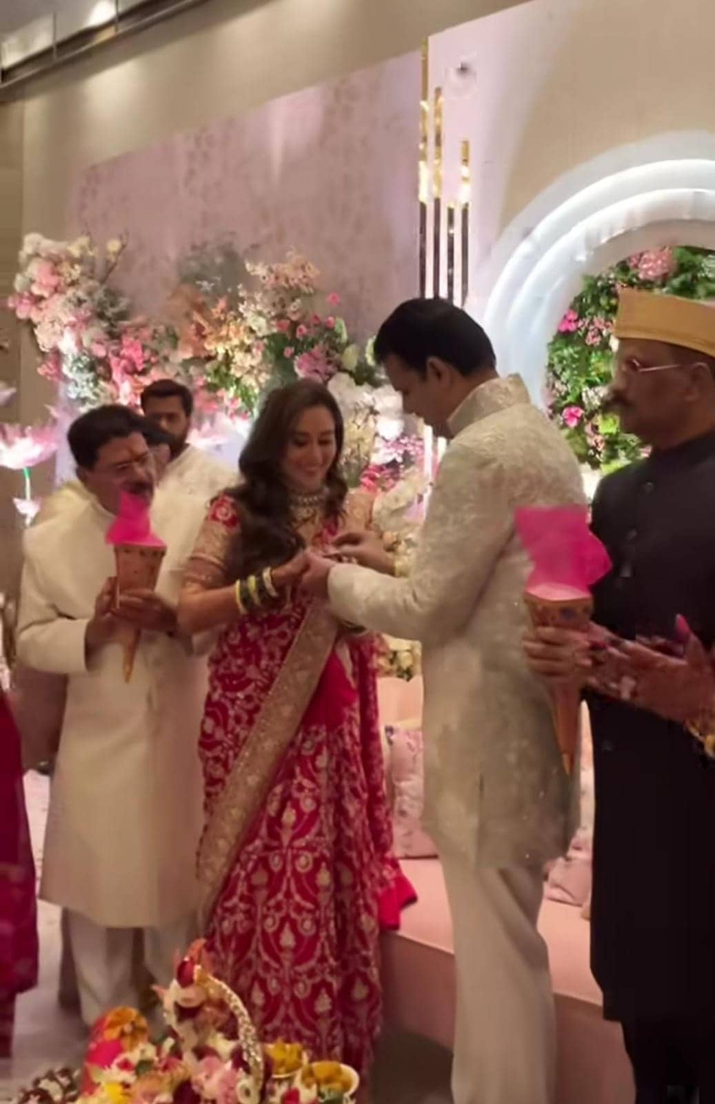 tejaswini lonari engagement photos know about her husband samadhan sarvankar
