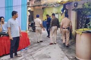 Shooting scare at Garba venue; Shiv Sena branch chief threatened