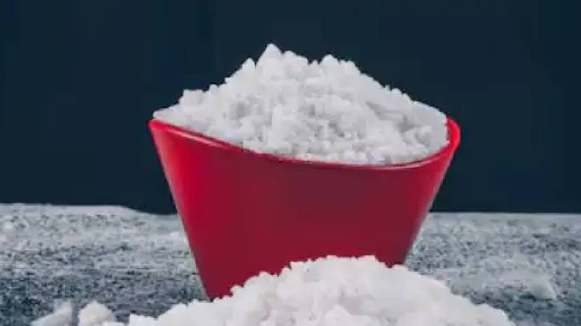 turti-benefits-for-pimples_f79595