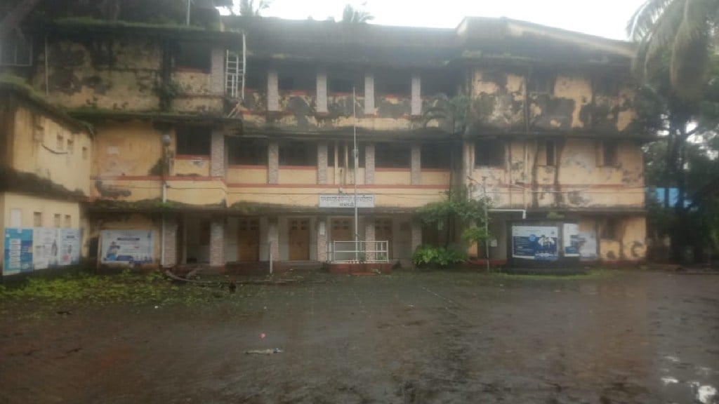 Vasai Taluka Panchayat Samiti Office Not Renovated