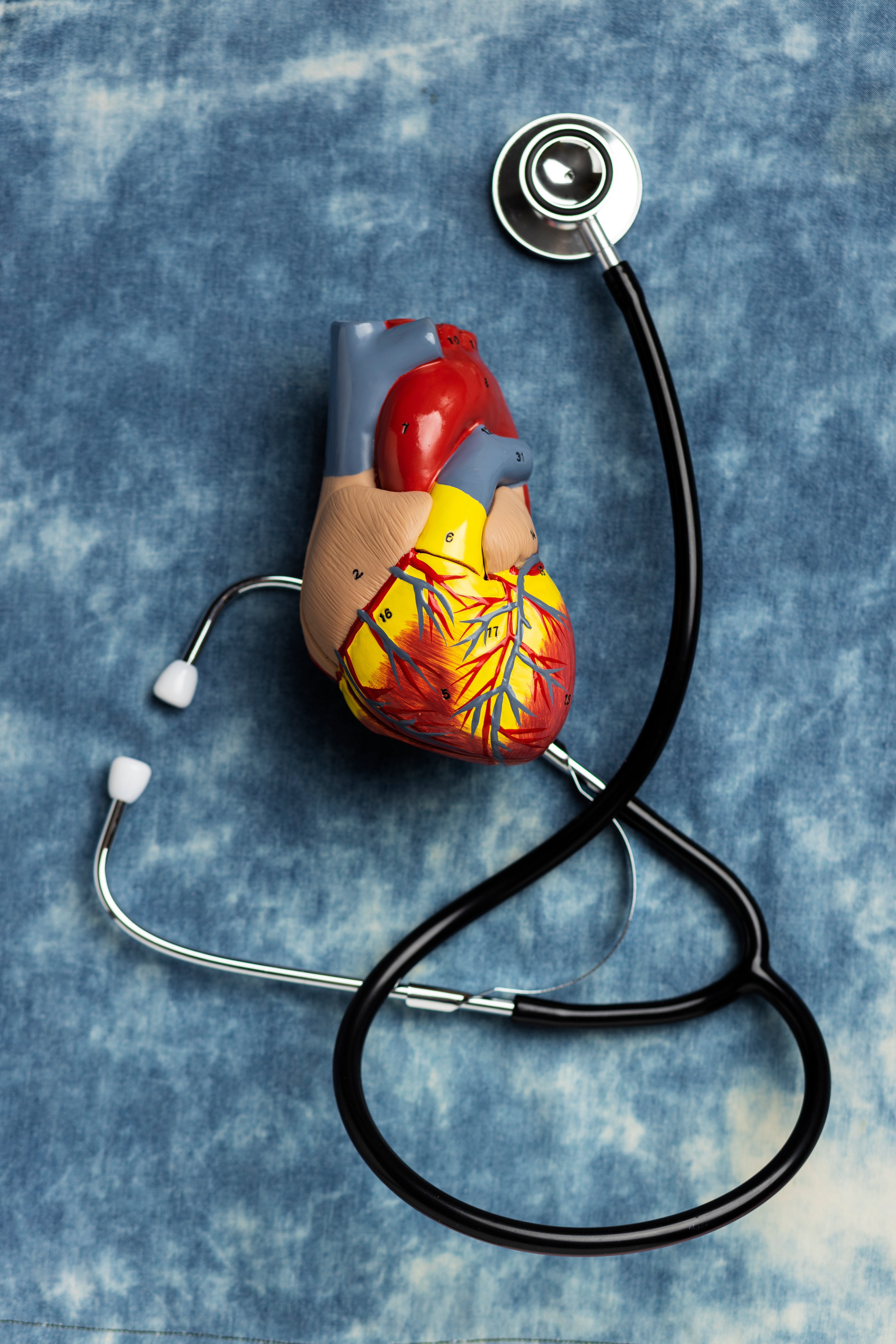 first sign of heart attack
