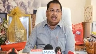 cm fadnavis Maharashtra govt mla fund allocation criticism wadettiwar