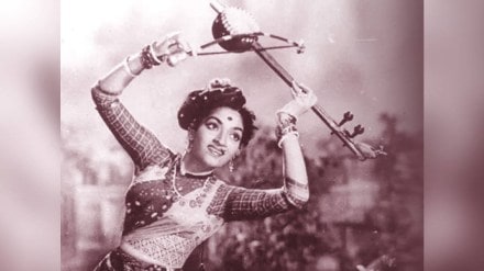 vijaya deshmukh sandhya tribute graceful actress Rajkamal V Shantaram amar bhupali pinjara aruna antarkar