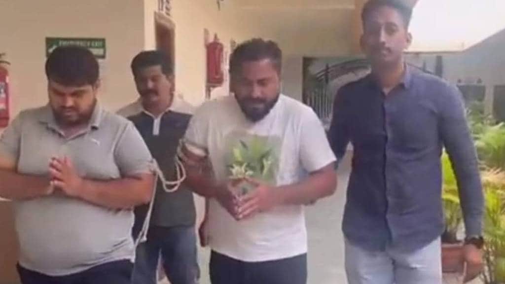 Shiv Sena Uddhav Thackeray group office bearer vishal kadam arrested in extortion case nashik news Shiv Sena Uddhav Thackeray group office bearer vishal kadam arrested in extortion case nashik news