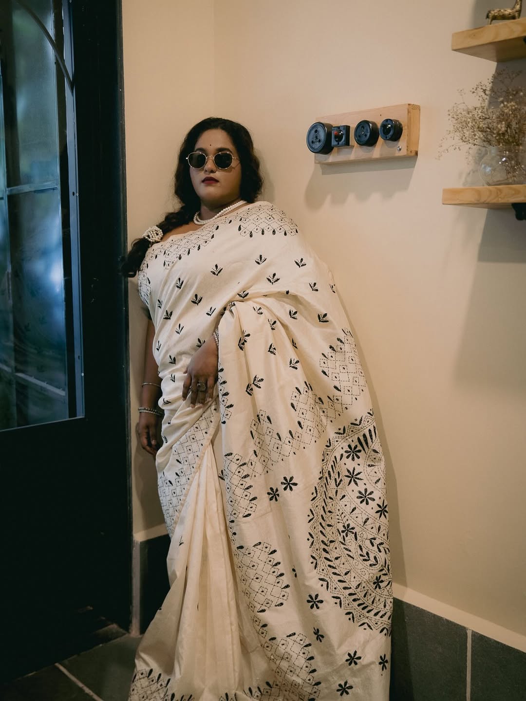 Marathi actress Vanita Kharat desert photoshoot
