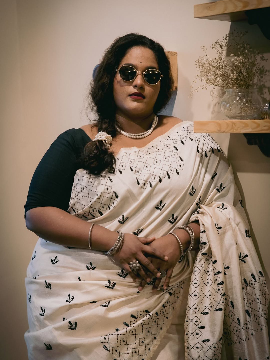 Marathi actress Vanita Kharat desert photoshoot