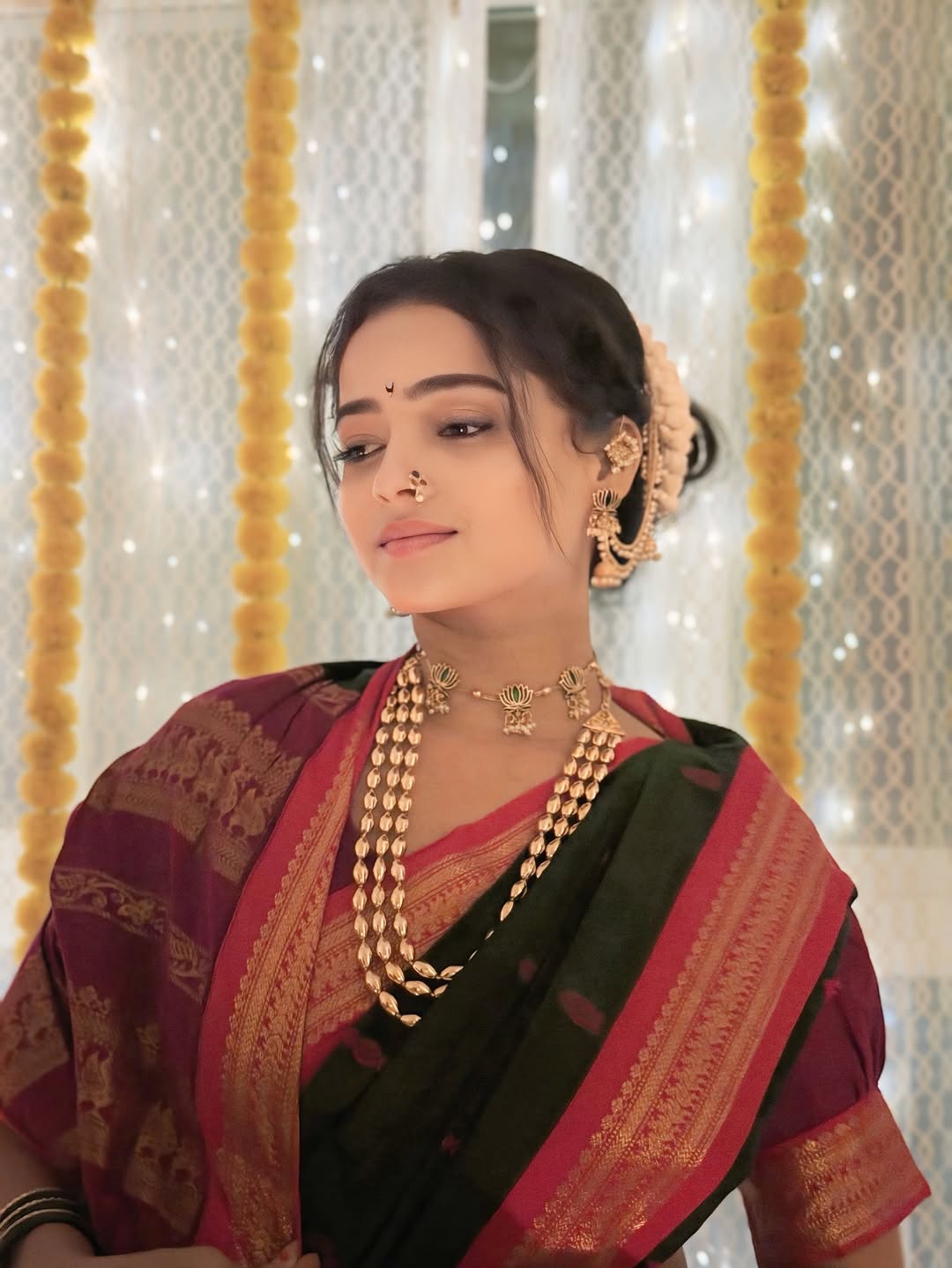 shivali parab nauvari saree look