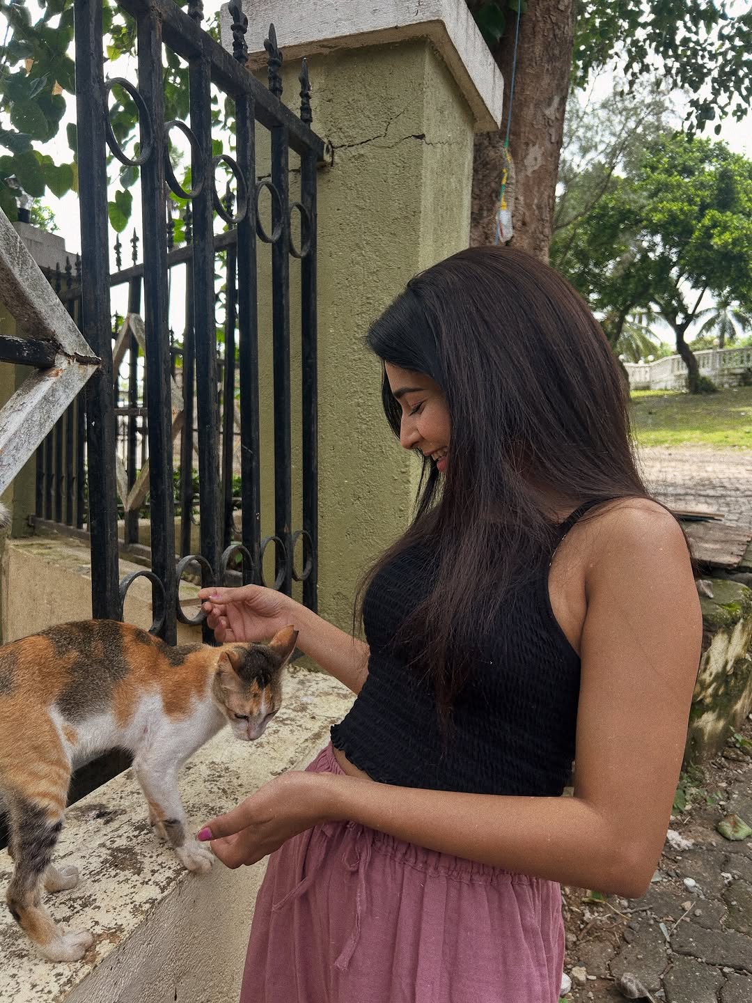 Shivani Mundheka cute look photoshoot