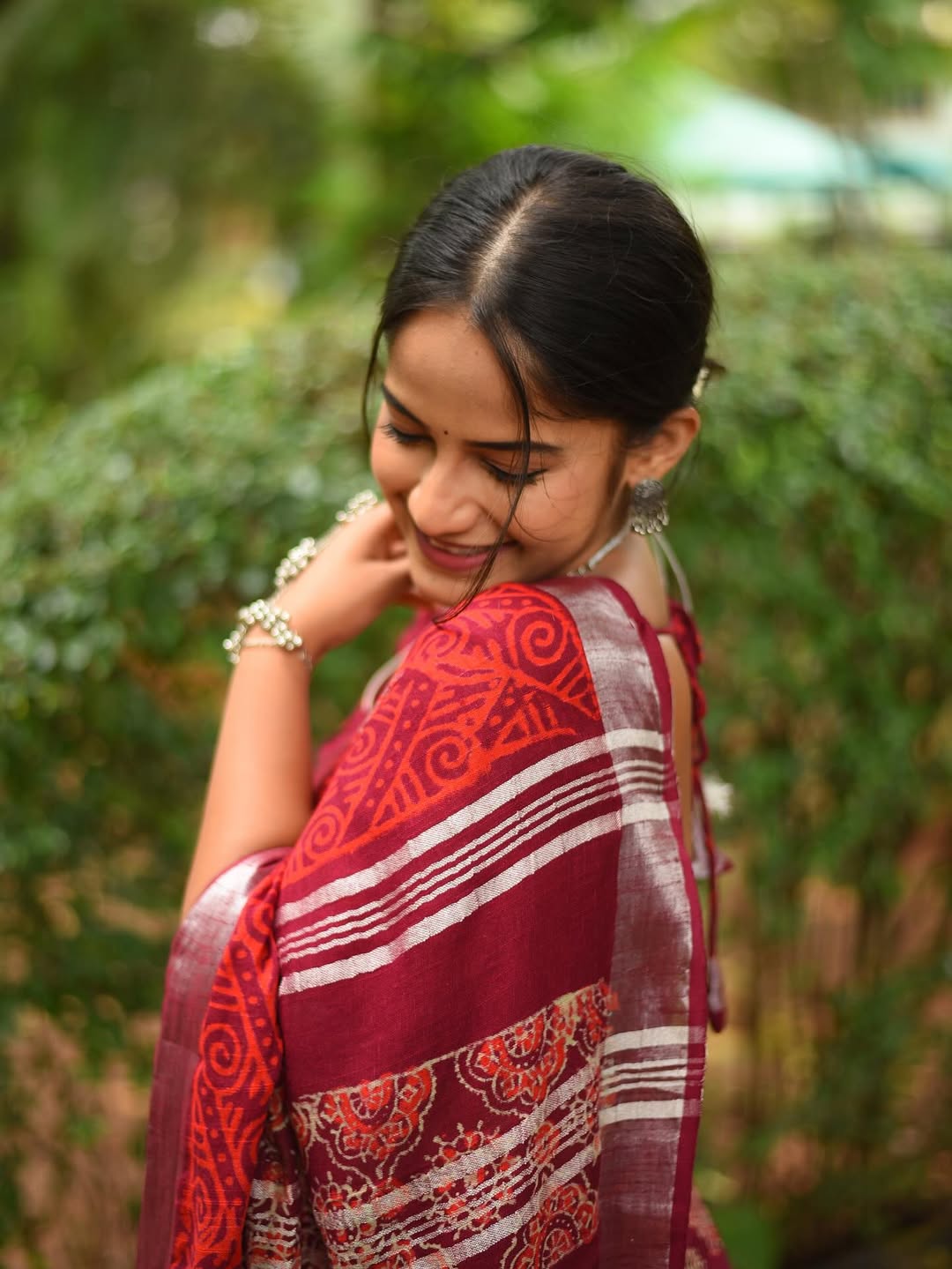 Prarthi Redkar in a traditional maroon saree look