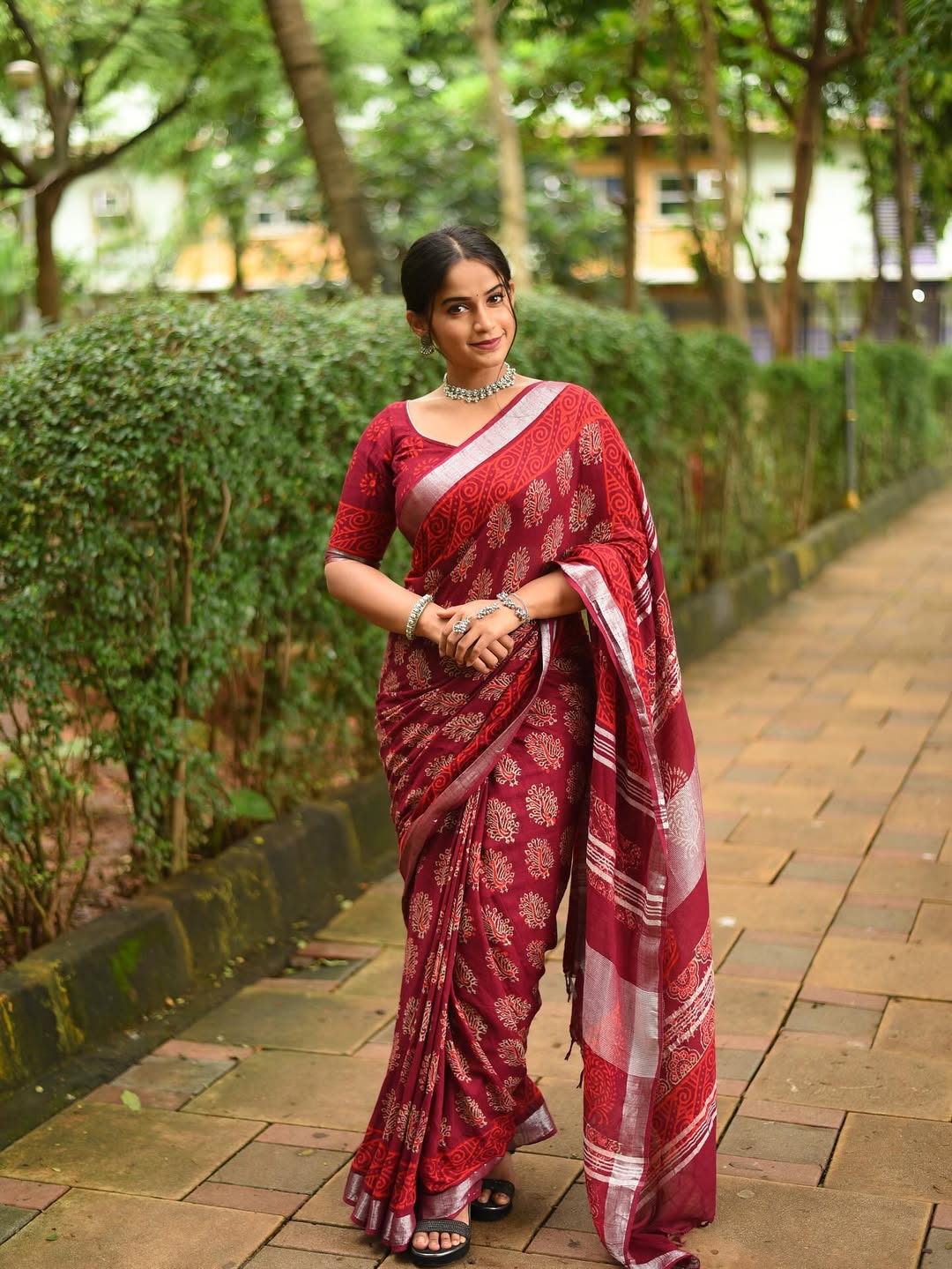 Prarthi Redkar in a traditional maroon saree look