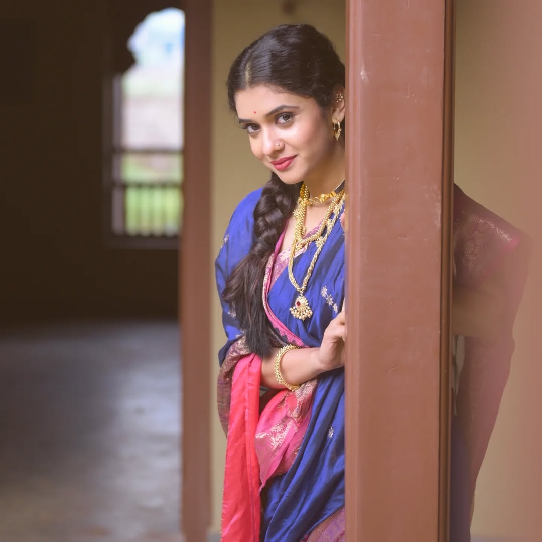 Vaishnavi Kalyankar Kajalmaya serial nauvari look