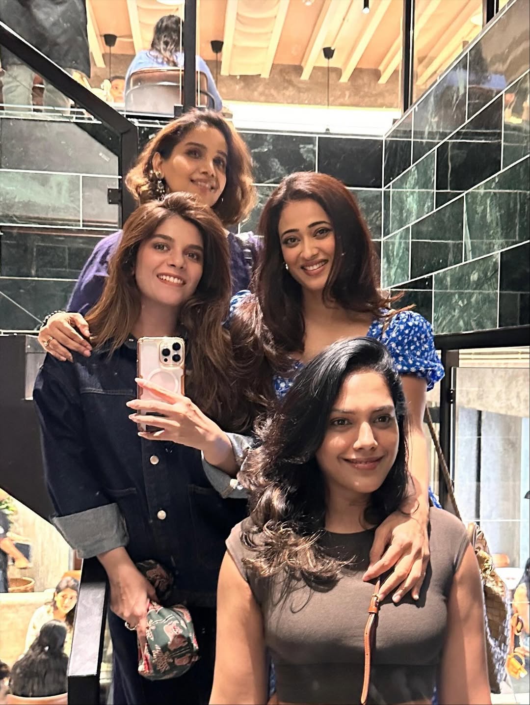 Shweta Tiwari outfit inspiration