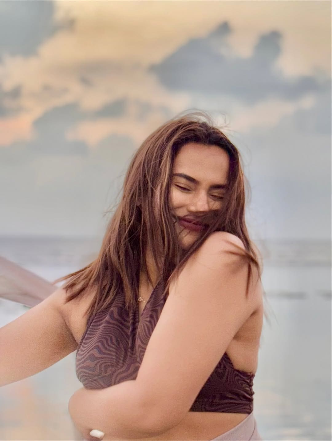 Shweta Kharat beach look