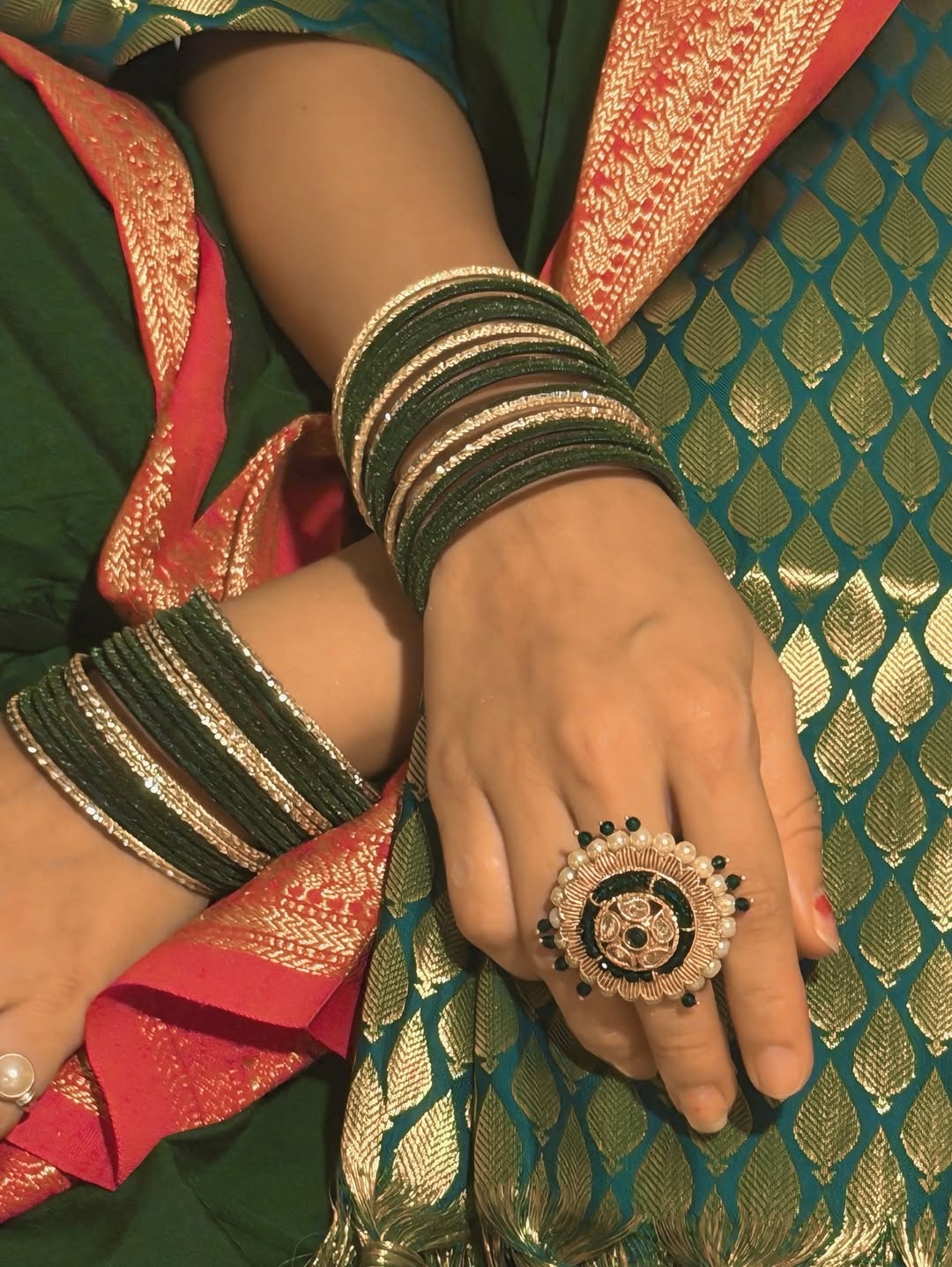 shivali parab nauvari saree look