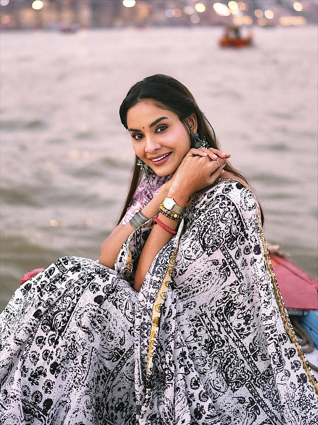 Marathi actress Disha Pardeshi varanasi photoshoot