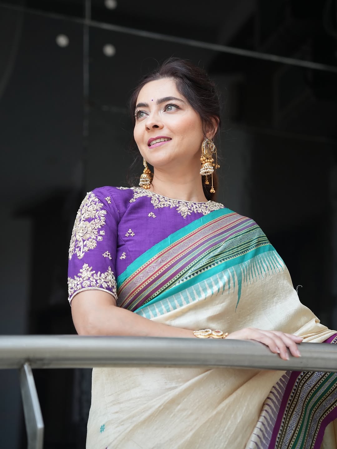 Sonalee Kulkarni traditional saree look fashion week