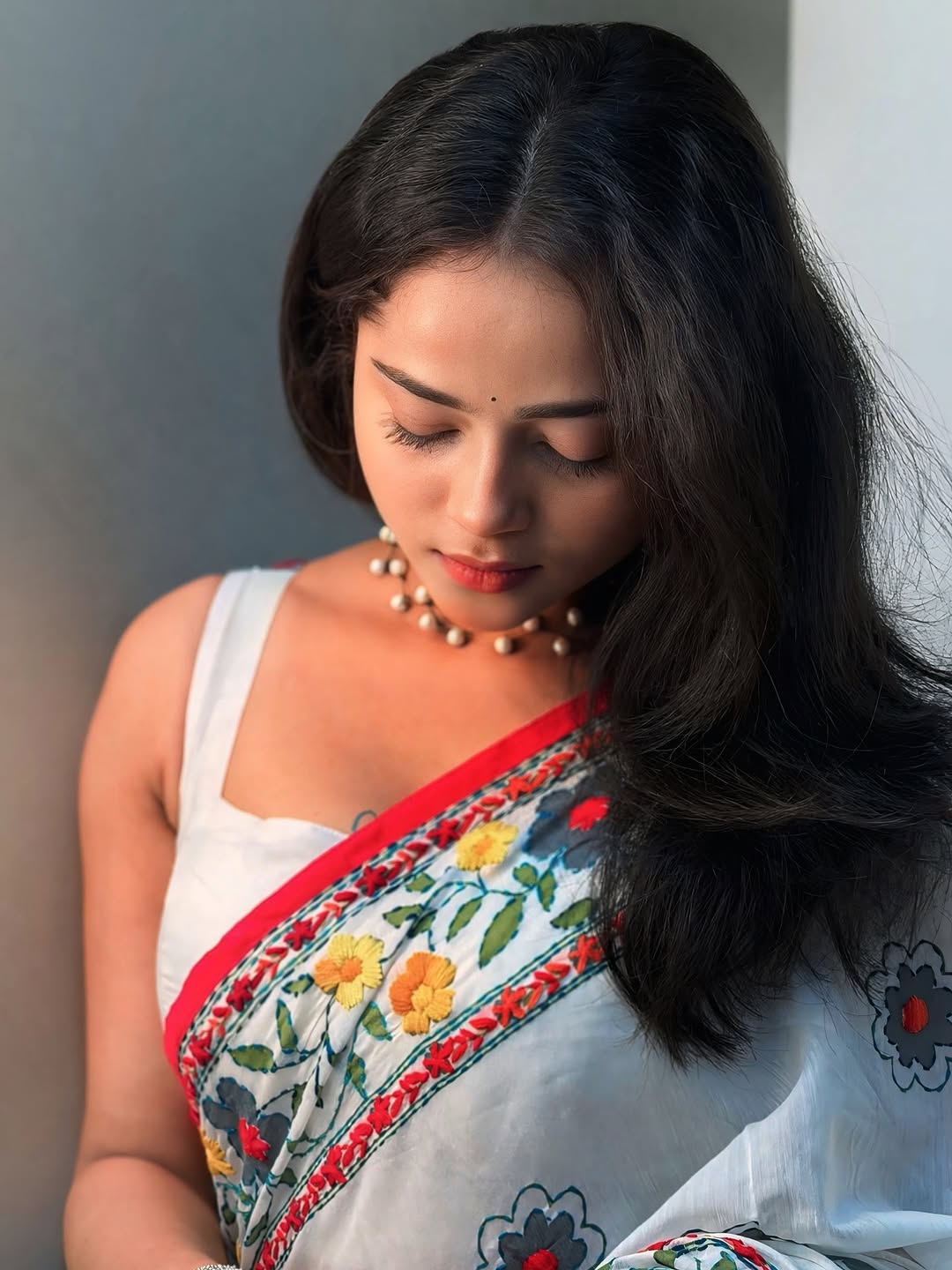 Shivali Parab white saree look