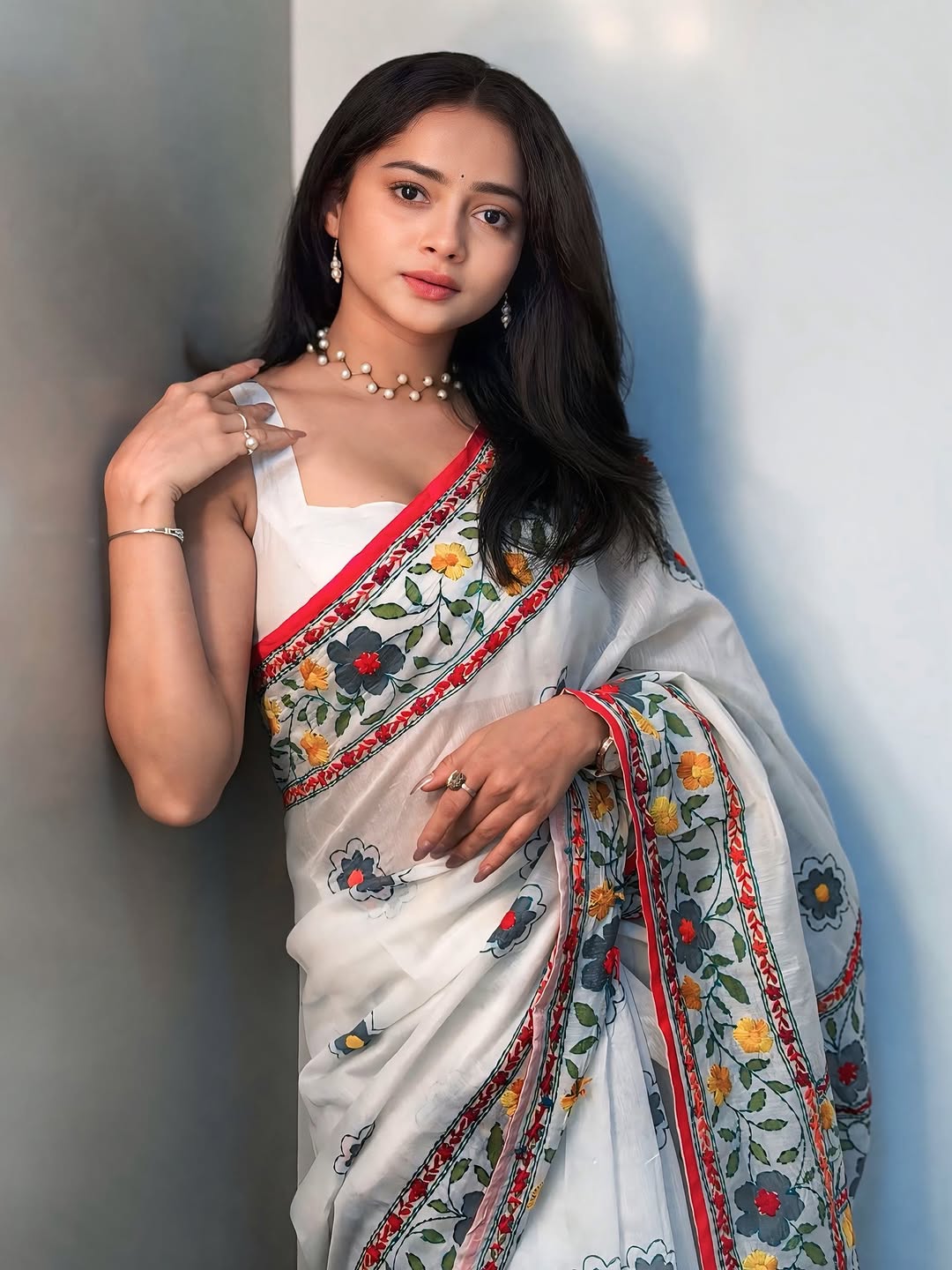 Shivali Parab white saree look