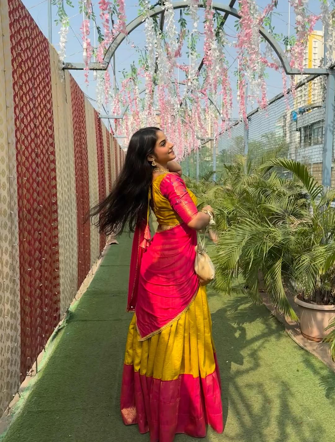 Prapti Redkar traditional look