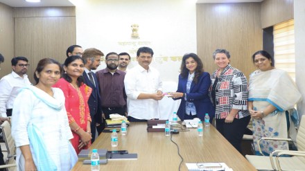 Band To Band Therapy Maharashtra Mental Health Department Stress Relief Project Wellness Asha Workers Mumbai