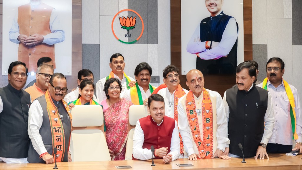 CM Fadnavis Predicts BJP Office Number One Maharashtra Local Election Uddhav Thackeray Marathwada Jalyukta Shivar Sambhajinagar CM Fadnavis Predicts BJP Office Number One Maharashtra Local Election Uddhav Thackeray Marathwada Jalyukta Shivar Sambhajinagar