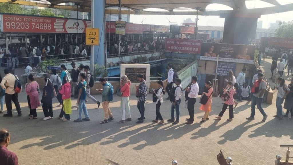 CNG shortage disrupts transport across Thane and Navi Mumbai CNG shortage disrupts transport across Thane and Navi Mumbai