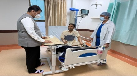 Devendra Fadnavis Brotherly Help Jagdish Mulik Heart Surgery Devabhau Emotional Support BJP pune