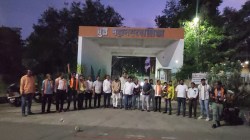 आयुक्त अमिता दगडे पाटील यांच्या बदलीनंतर शिवसेनेचा फटाकेबाज आनंदोत्सव…